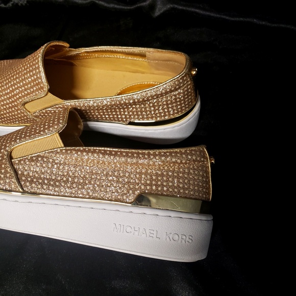 MICHAEL KORS Keaton Chain-Mesh Slip-On Sneaker - Picture 5 of 6